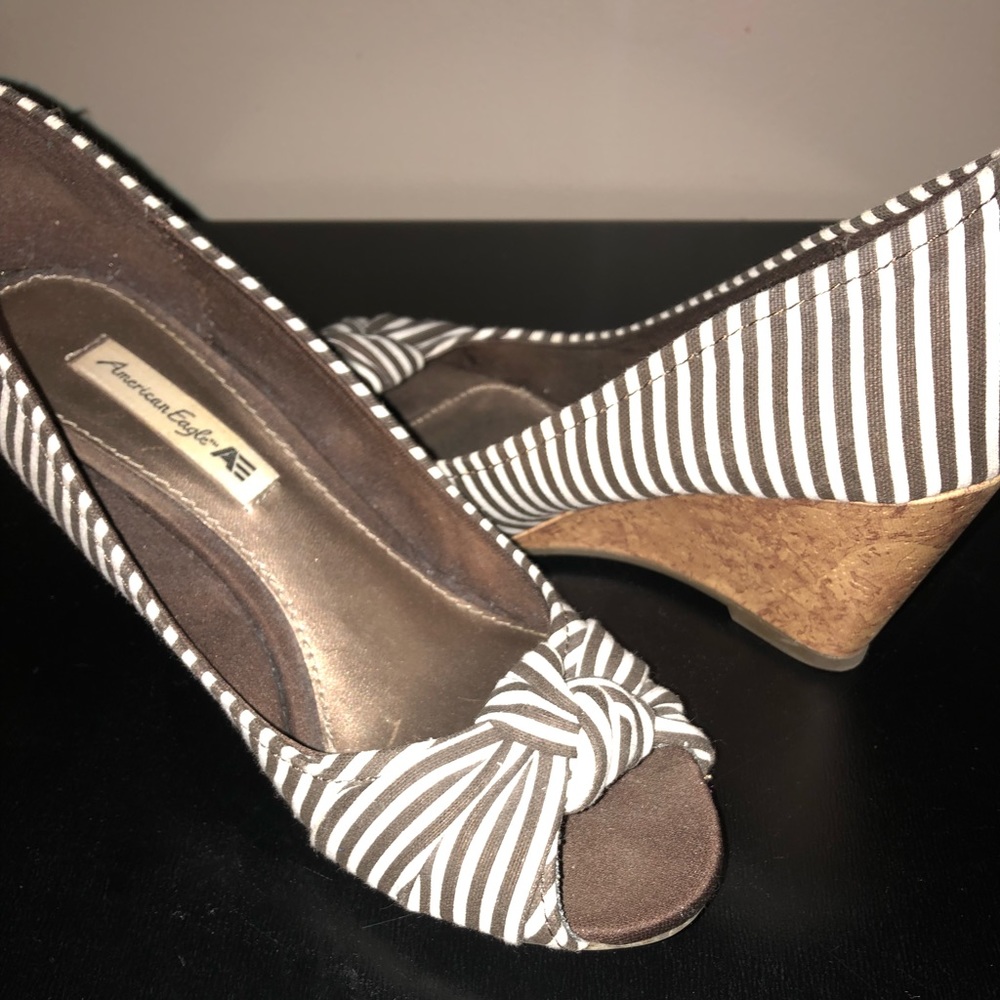 Brown and white wedges